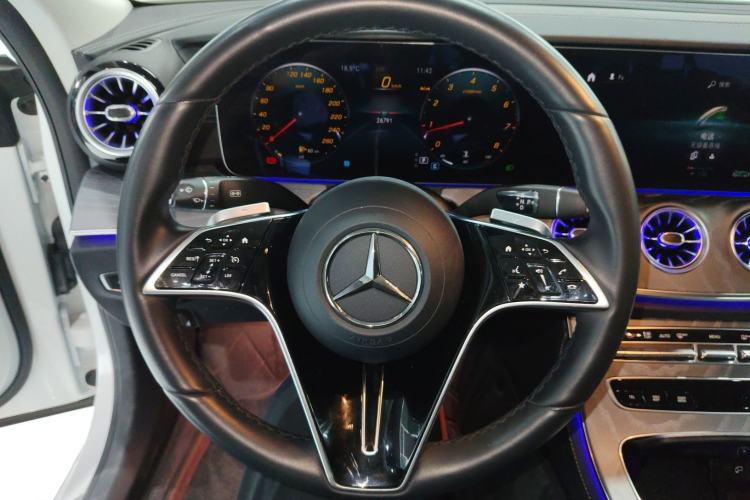 Used Mercedes-Benz CLS 2023 Refreshed CLS 300 Dynamic Edition Steering Wheel