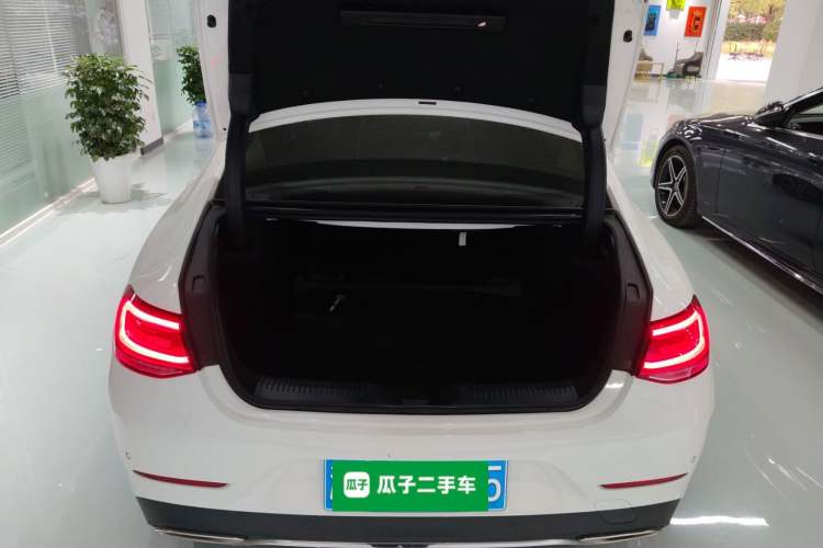 Used Mercedes-Benz CLS 2023 Refreshed CLS 300 Dynamic Edition Trunk