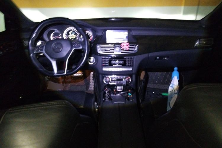Used Mercedes-Benz CLS AMG 2012 AMG CLS 63 Center Console