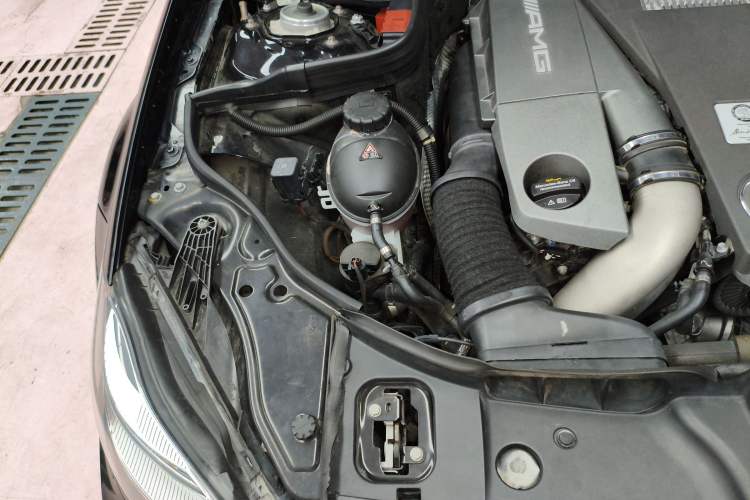 Used Mercedes-Benz CLS AMG 2013 AMG CLS 63 Engine Bay Right