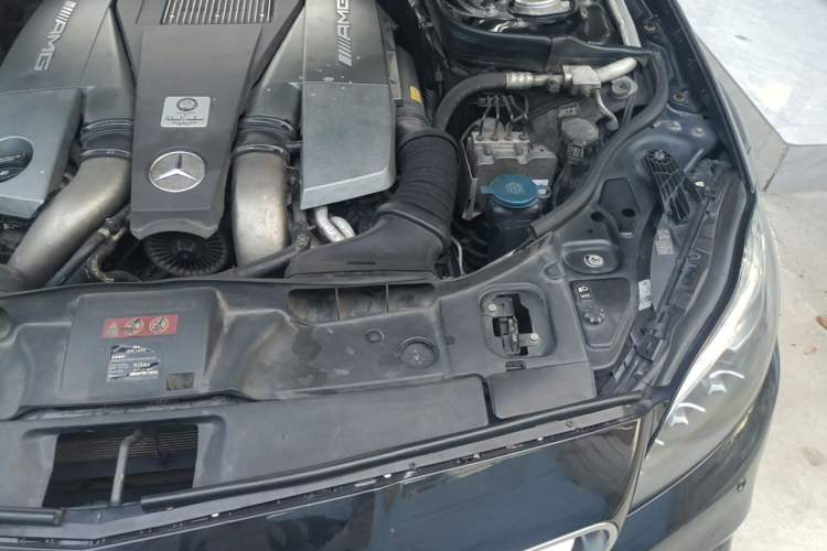 Used Mercedes-Benz CLS AMG 2015 AMG CLS 63 4MATIC Engine Bay Left