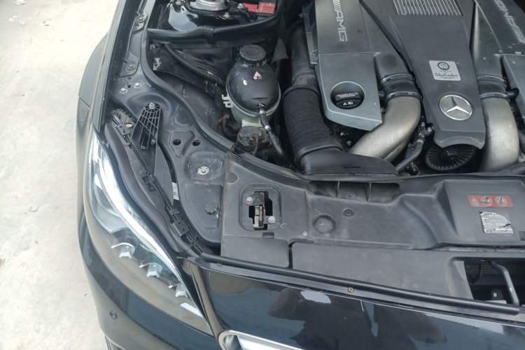 Used Mercedes-Benz CLS AMG 2015 AMG CLS 63 4MATIC Engine Bay Right