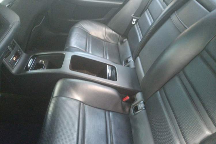 Used Mercedes-Benz CLS AMG 2015 AMG CLS 63 4MATIC Left Rear Seat