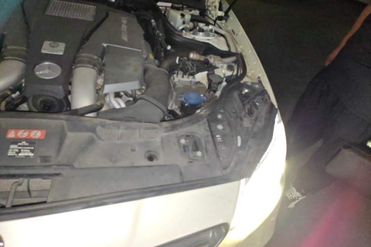 Used Mercedes-Benz CLS AMG 2015 AMG CLS 63 4MATIC Engine Bay Left