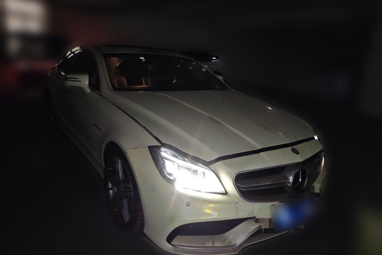 Used Mercedes-Benz CLS AMG 2015 AMG CLS 63 4MATIC Front Right 45 Deg