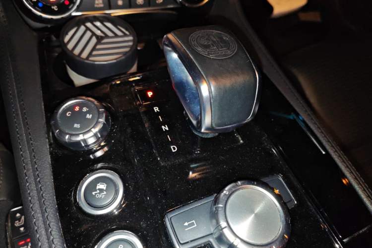 Used Mercedes-Benz CLS AMG 2015 AMG CLS 63 4MATIC Gear Lever