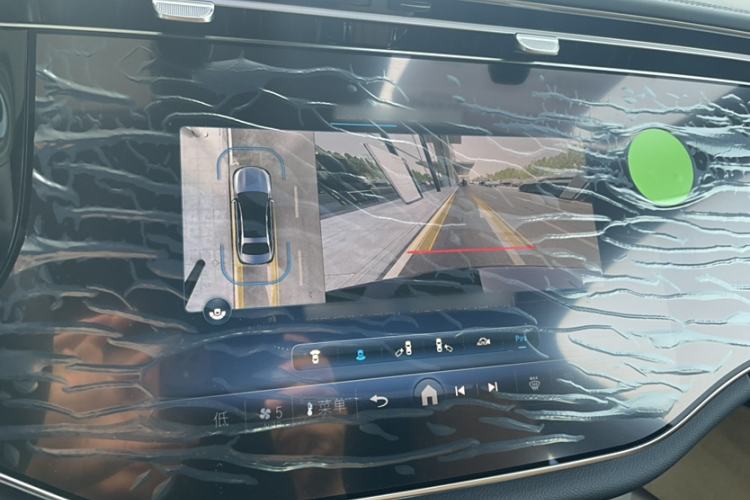 Used Mercedes-Benz E-Class 2025 Facelift E 300 L Luxury Edition Interior 5