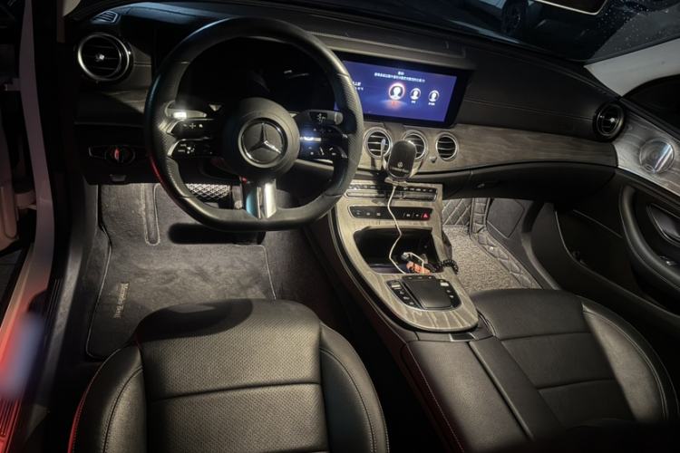 Used Mercedes-Benz E-Class 2021 E 300 L Sport Luxury Edition Interior 1