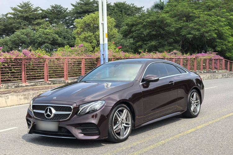 Used Mercedes-Benz E-Class 2019 E 200 Coupe Exterior 1