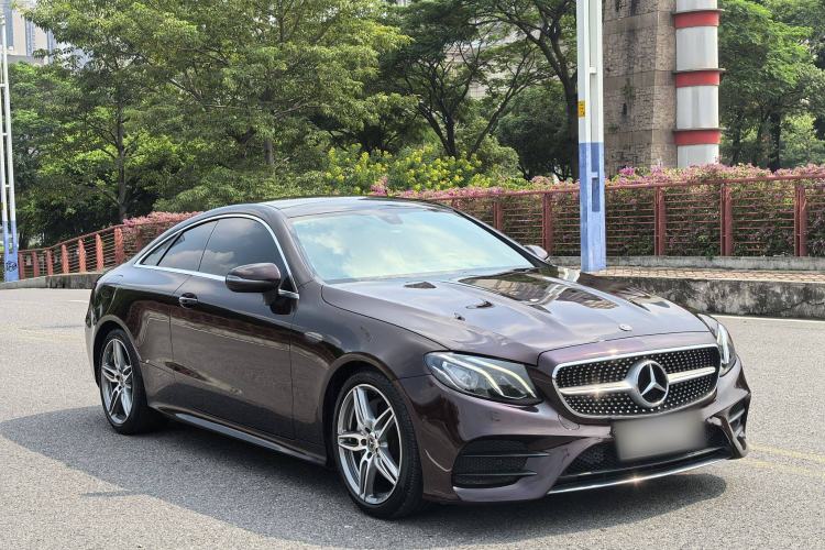 Used Mercedes-Benz E-Class 2019 E 200 Coupe Exterior 3