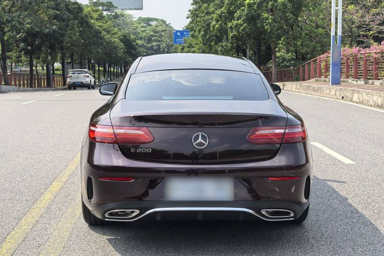 Used Mercedes-Benz E-Class 2019 E 200 Coupe Exterior 5