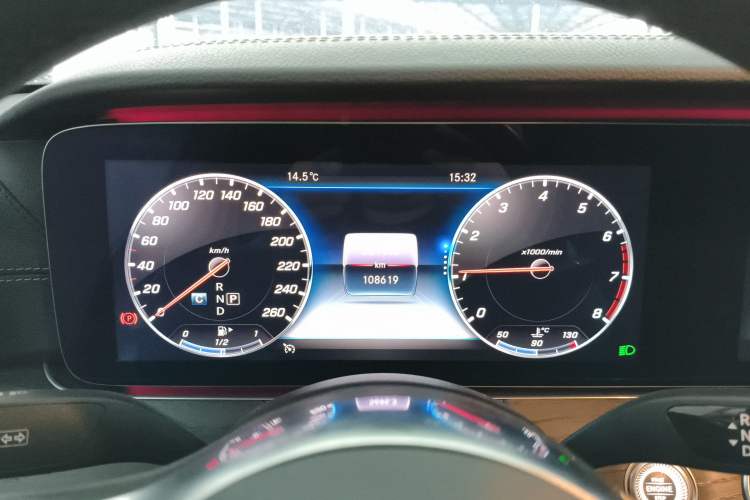 Used Mercedes-Benz E-Class 2019 Restyled E 300 L Sport Luxury Edition Instrument Cluster