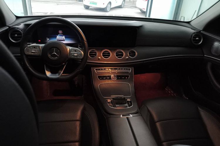 Used Mercedes-Benz E-Class 2019 Restyled E 300 L Sport Luxury Edition Interior 2