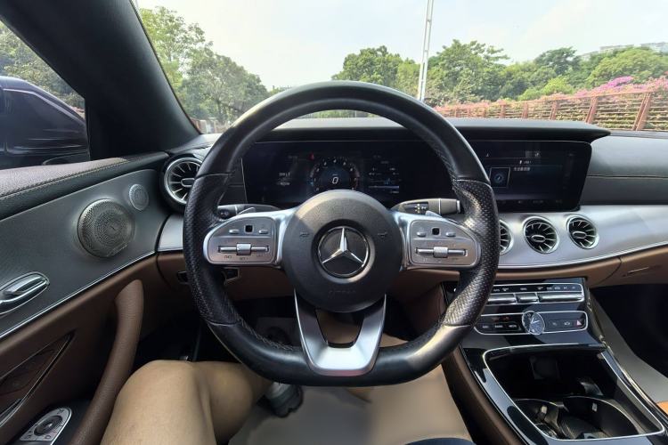 Used Mercedes-Benz E-Class 2019 E 200 Coupe Interior 7