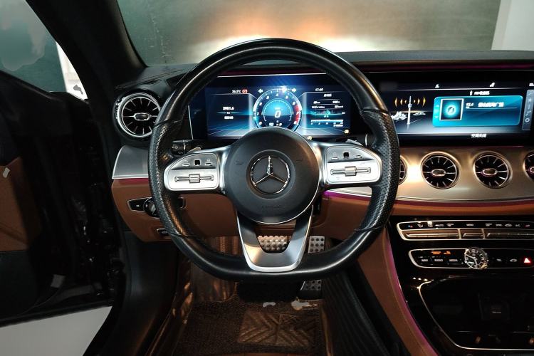 Used Mercedes-Benz E-Class 2019 E 200 Coupe Steering Wheel