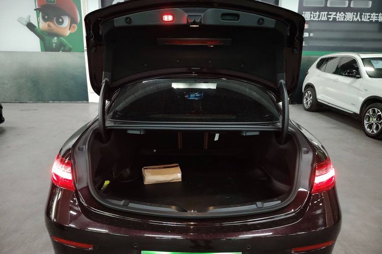 Used Mercedes-Benz E-Class 2019 E 200 Coupe Trunk