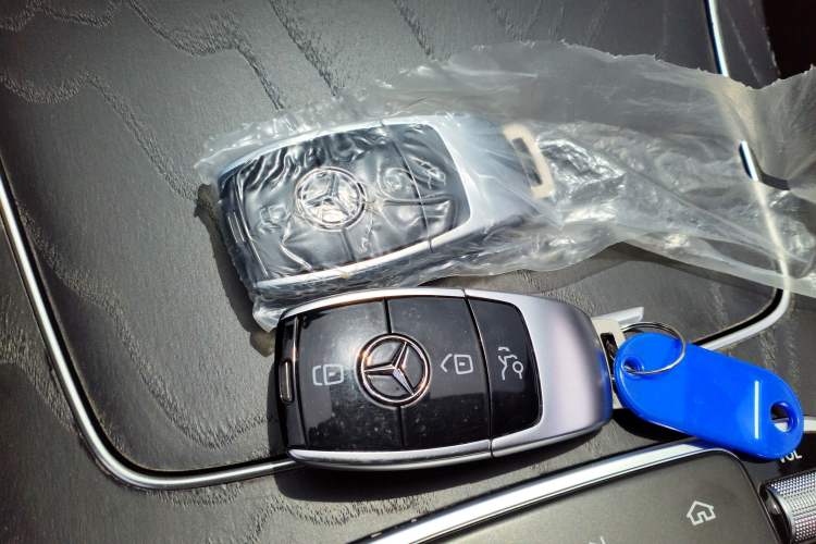 Used Mercedes-Benz E-Class 2019 E 260 Sport Edition Interior 1