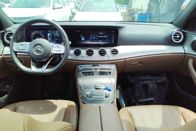Used Mercedes-Benz E-Class 2019 E 260 Sport Edition Interior 2