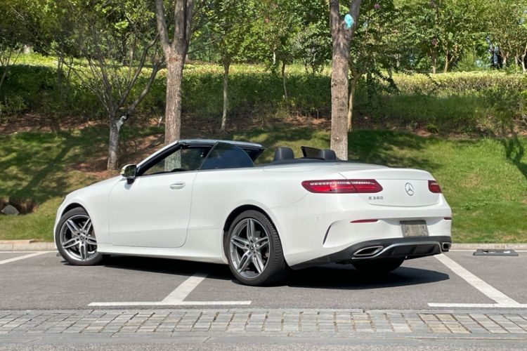 Used Mercedes-Benz E-Class 2020 E 260 Convertible Coupe Exterior 5