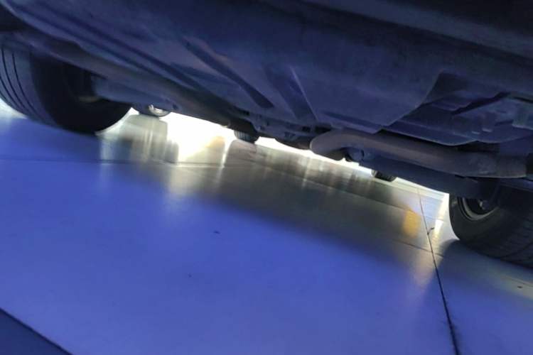 Used Mercedes-Benz E-Class 2004 E 240 Chassis Rear