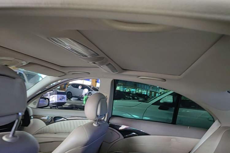 Used Mercedes-Benz E-Class 2004 E 240 Headliner