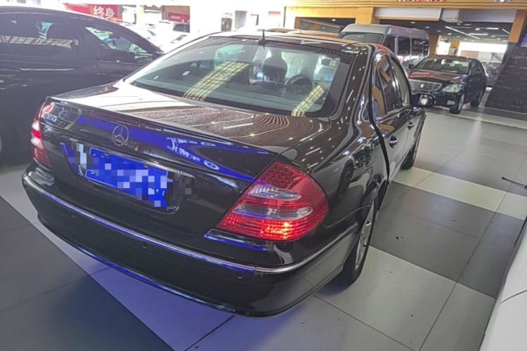 Used Mercedes-Benz E-Class 2004 E 240 Rear Right 45 Deg