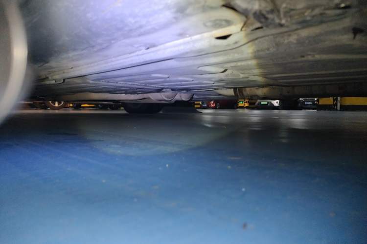 Used Mercedes-Benz E-Class 2004 E 240 Chassis Rear Left
