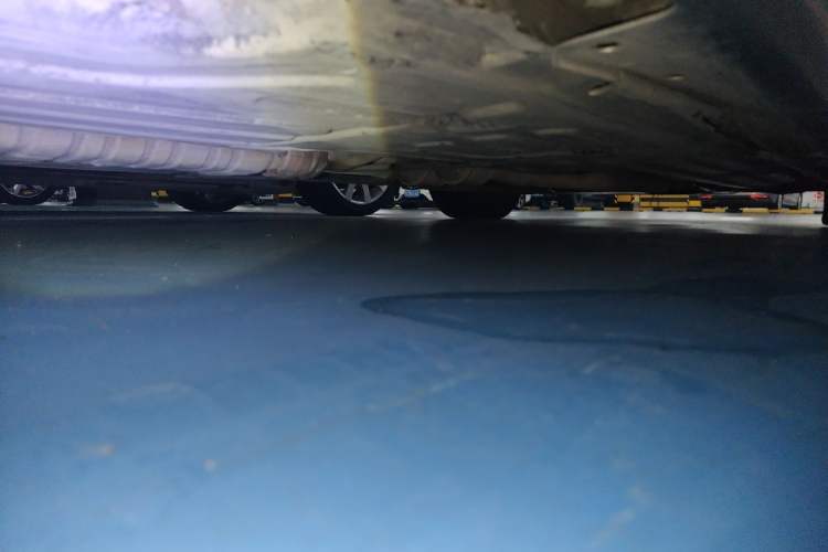 Used Mercedes-Benz E-Class 2004 E 240 Chassis Rear Right