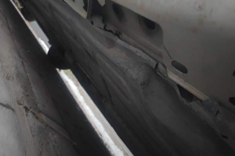 Used Mercedes-Benz E-Class 2006 E 280 Elegant Model Chassis Rear Left