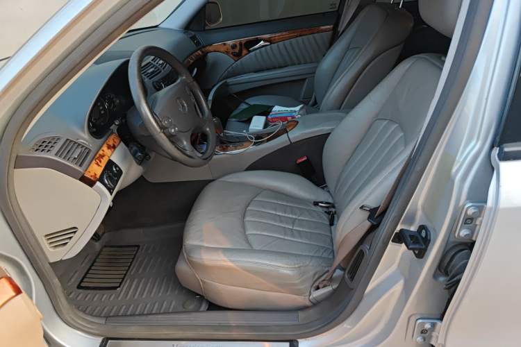 Used Mercedes-Benz E-Class 2006 E 280 Elegant Model Left Front Seat
