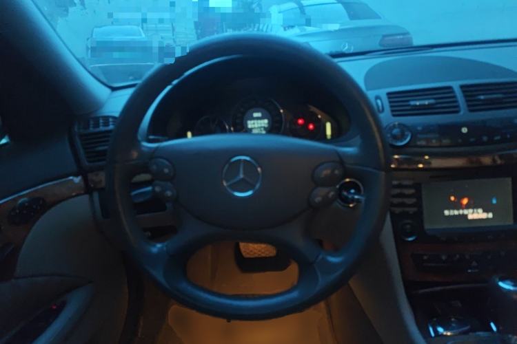 Used Mercedes-Benz E-Class 2006 E 280 Elegant Model Steering Wheel