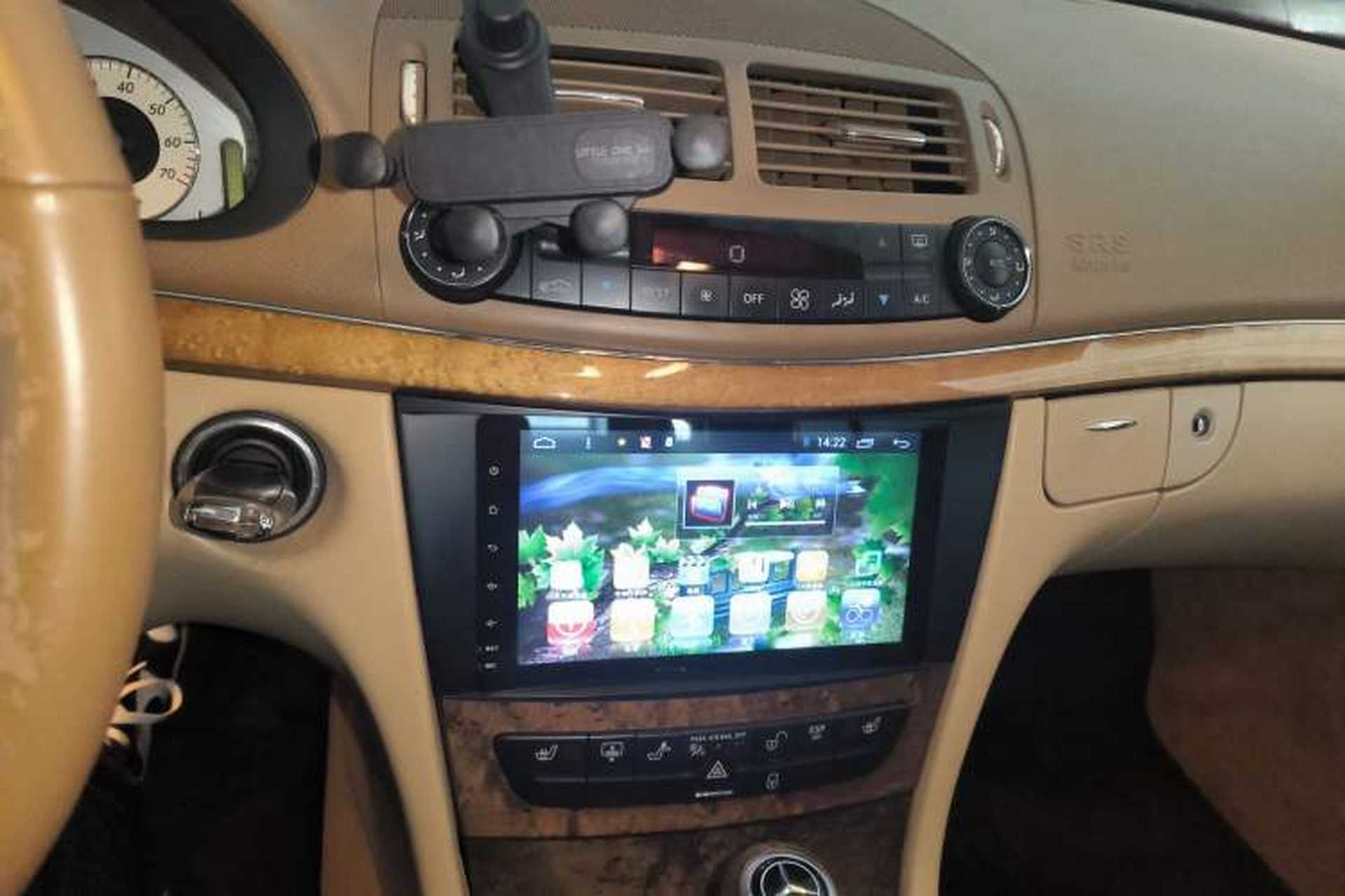 Used Mercedes-Benz E-Class 2007 E 280 Fashion Model Audio And AC Panel