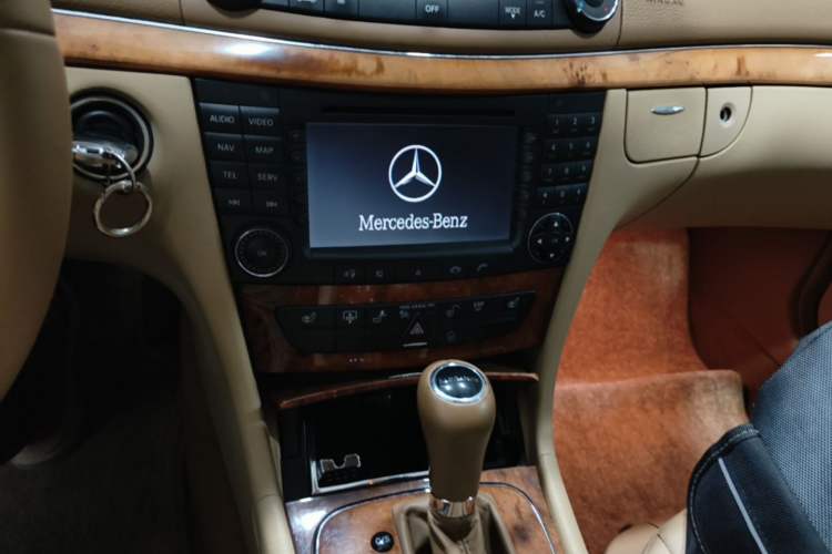 Used Mercedes-Benz E-Class 2007 E 230 Elegant Model Audio And AC Panel