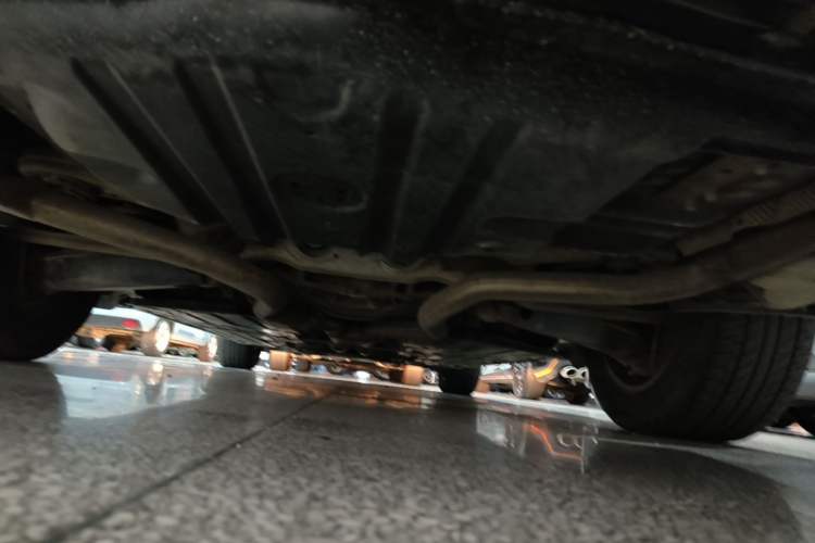 Used Mercedes-Benz E-Class 2007 E 230 Elegant Model Chassis Rear