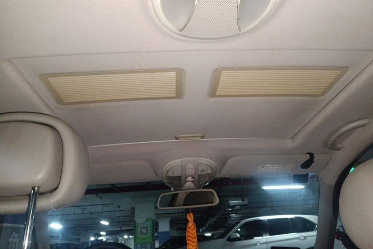 Used Mercedes-Benz E-Class 2007 E 230 Elegant Model Headliner