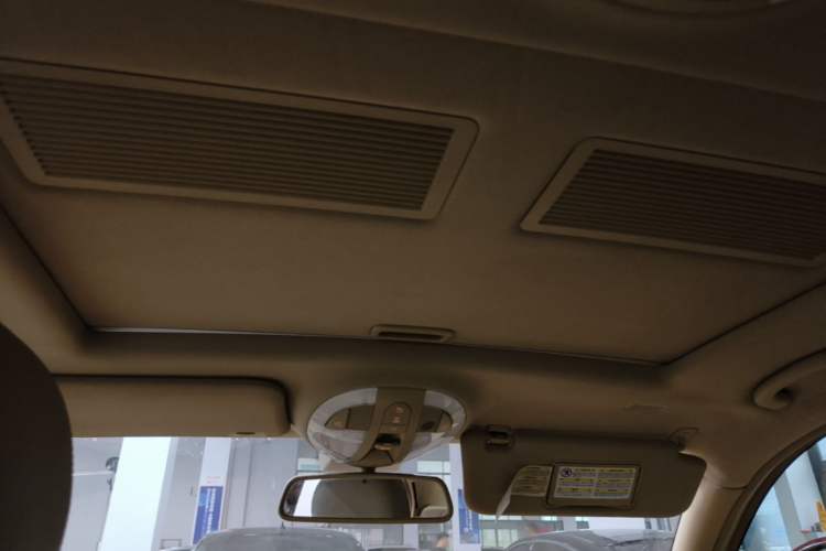 Used Mercedes-Benz E-Class 2007 E 230 Elegant Model Headliner