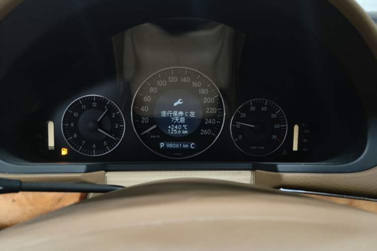 Used Mercedes-Benz E-Class 2007 E 230 Elegant Model Instrument Cluster