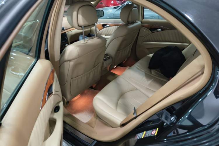 Used Mercedes-Benz E-Class 2007 E 230 Elegant Model Left Rear Seat