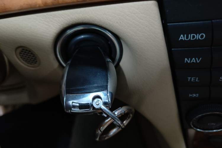 Used Mercedes-Benz E-Class 2007 E 230 Elegant Model Vehicle Key