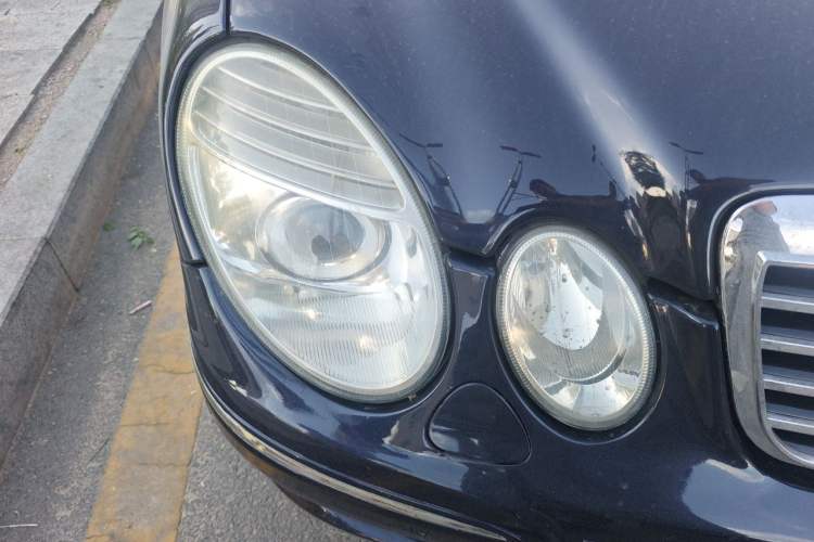 Used Mercedes-Benz E-Class 2007 E 200K Elegant Model Right Front Headlight
