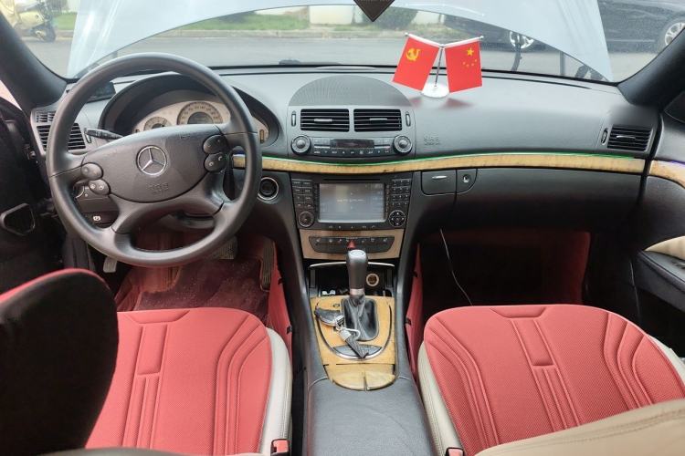 Used Mercedes-Benz E-Class 2007 E 280 Fashion Model Center Console