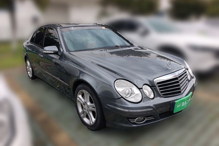 Used Mercedes-Benz E-Class 2007 E 280 Fashion Model Front Right 45 Deg