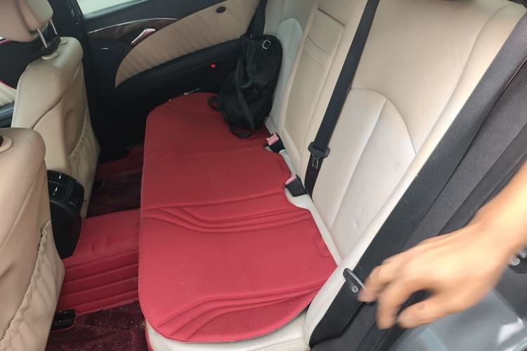 Used Mercedes-Benz E-Class 2007 E 280 Fashion Model Left Rear Seat