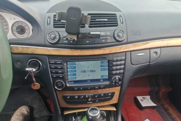 Used Mercedes-Benz E-Class 2007 E 230 Fashion Model Audio And AC Panel