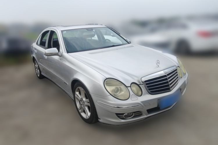 Used Mercedes-Benz E-Class 2007 E 230 Fashion Model Front Right 45 Deg