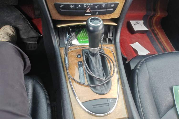 Used Mercedes-Benz E-Class 2007 E 230 Fashion Model Gear Lever