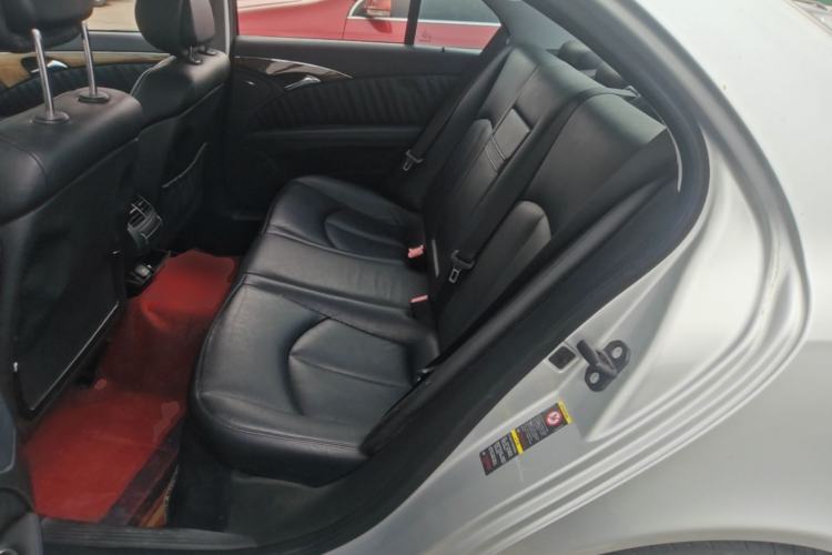 Used Mercedes-Benz E-Class 2007 E 230 Fashion Model Left Rear Seat