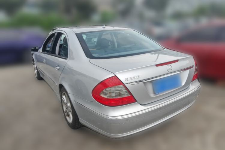 Used Mercedes-Benz E-Class 2007 E 230 Fashion Model Rear Left 45 Deg