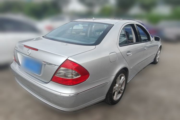 Used Mercedes-Benz E-Class 2007 E 230 Fashion Model Rear Right 45 Deg