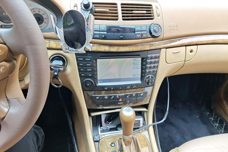 Used Mercedes-Benz E-Class 2007 E 230 Elegant Model Audio And AC Panel